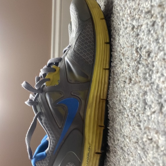 Nike lunarglide 3 tennis shoes - Picture 4 of 6